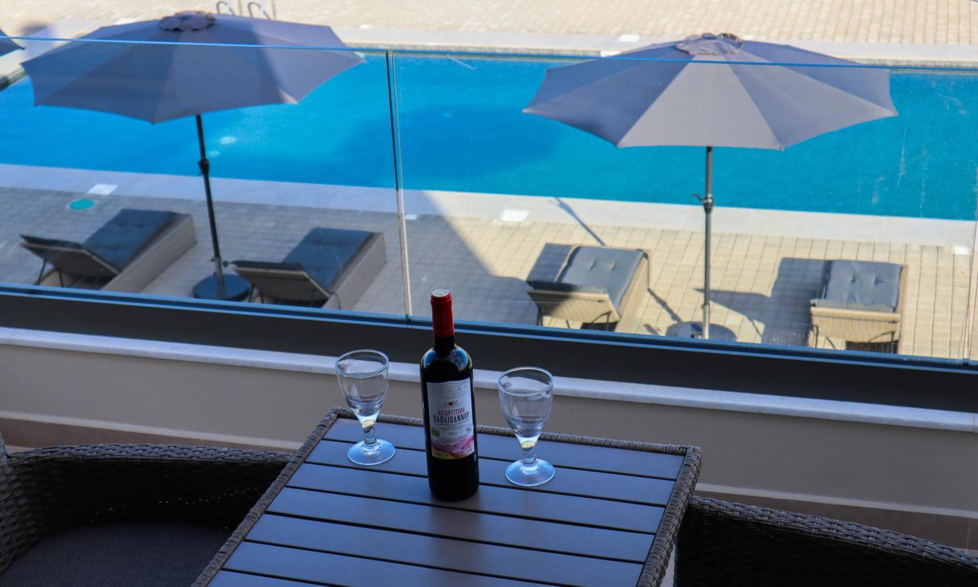 Almyres Luxurious Residences Мілої Екстер'єр фото
